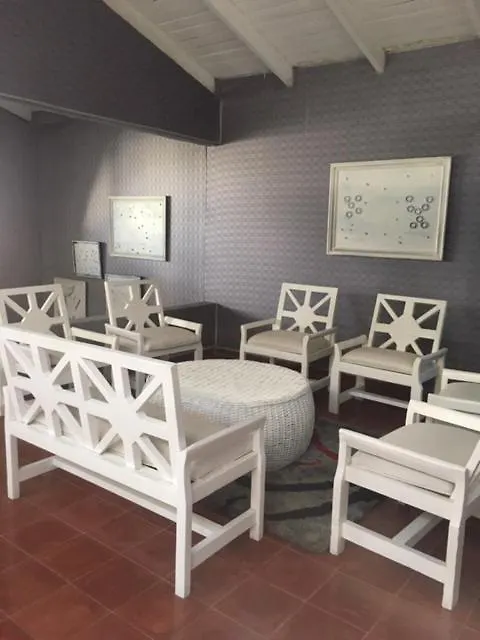 Hotel Maracas Punta Cana 2*,